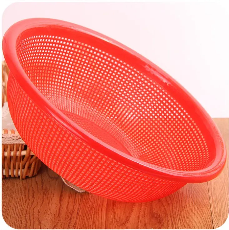 15" Red Plastic Basket / Colander